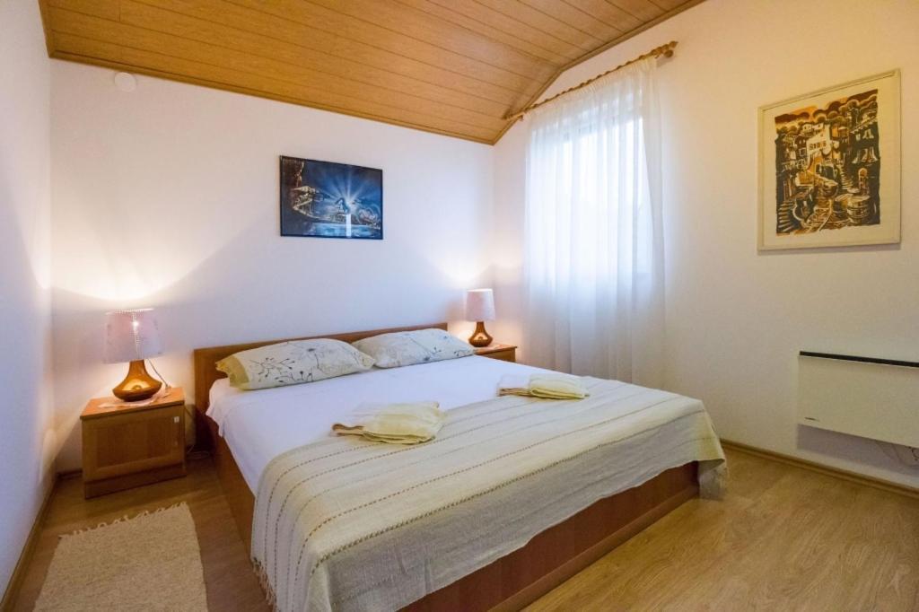 Apartments מאלי לוסיניי מראה חיצוני תמונה