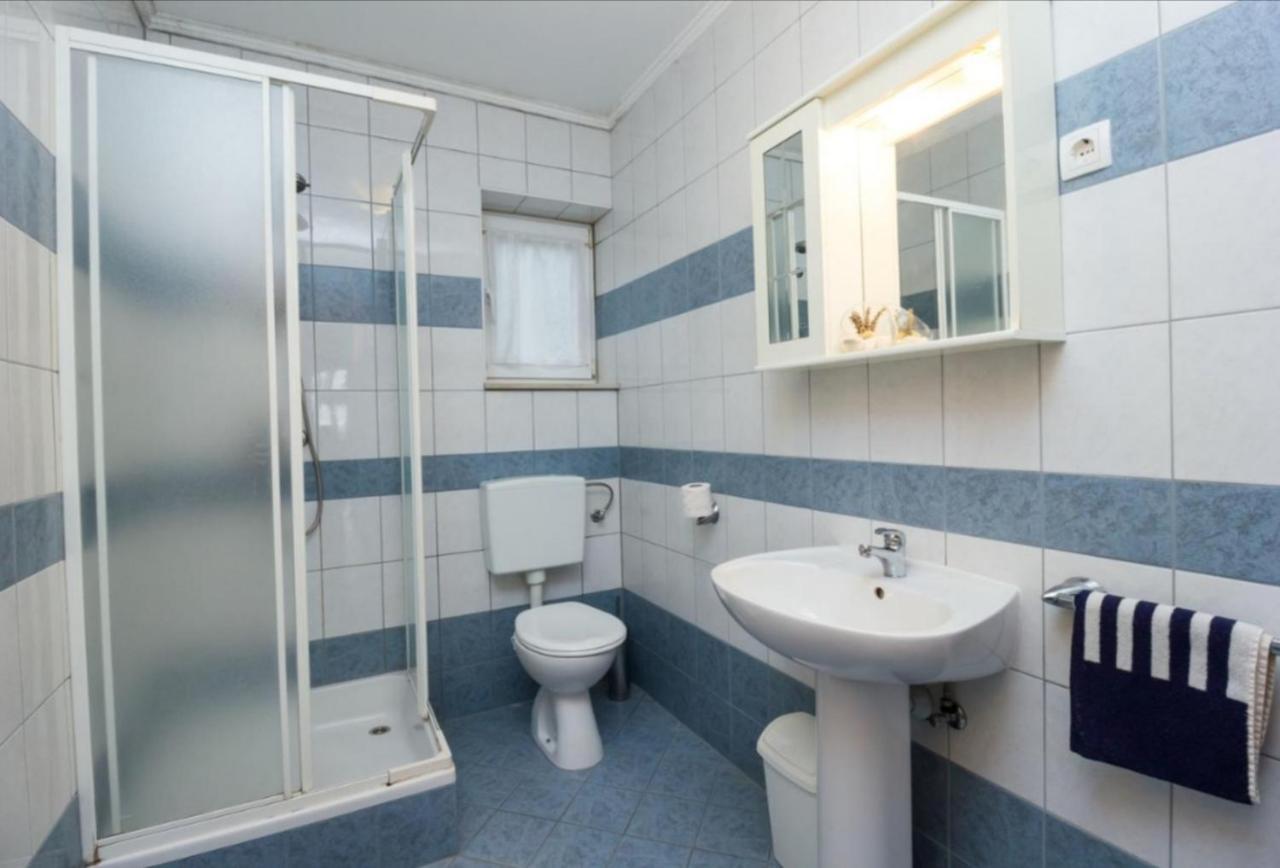 Apartments מאלי לוסיניי מראה חיצוני תמונה