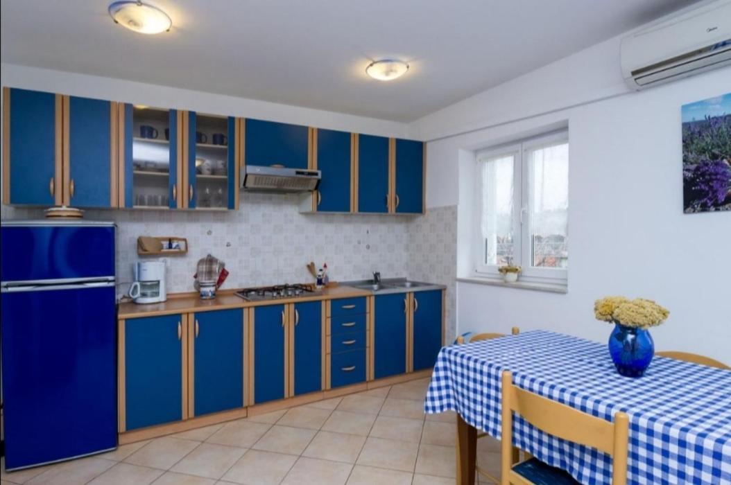 Apartments מאלי לוסיניי מראה חיצוני תמונה